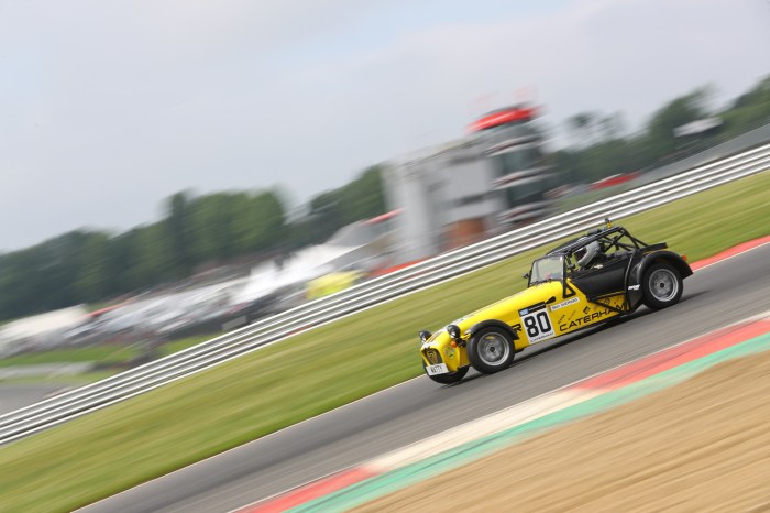 caterham-roadsport-brands-quali