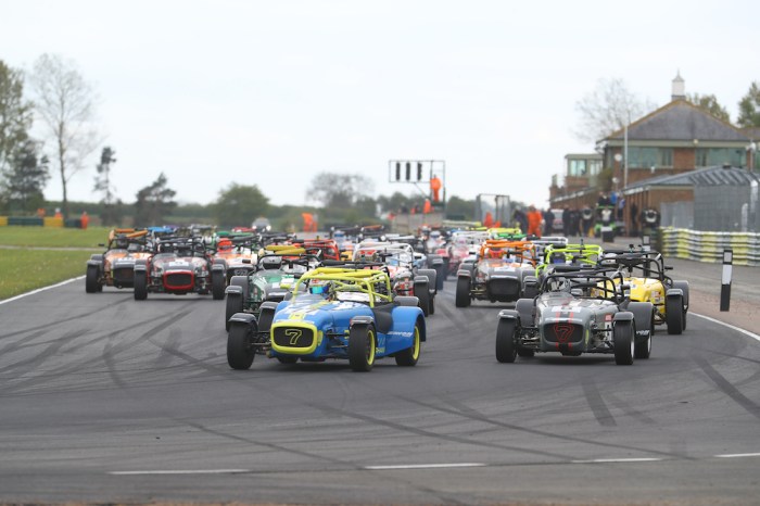 Caterham-270R-croft4