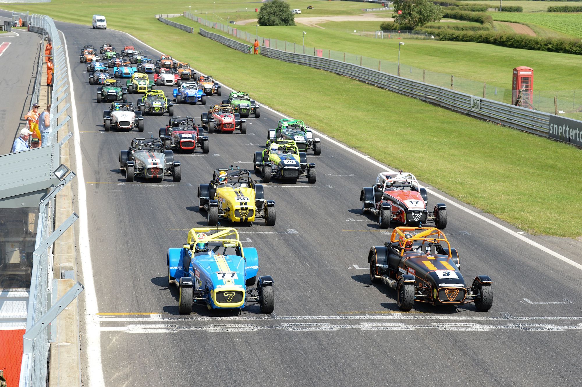 Snetterton Caterham 270R Race 2 start